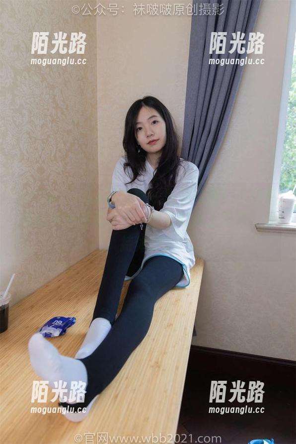 BoBoSocks袜啵啵 - 胜利在望！小甜豆最新黑渔网袜图片，请及时送上脑补，保持体力。