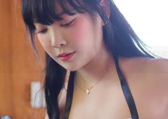 在Dami(퀸다미)的肉丝写真集里，我们不只吃肉！