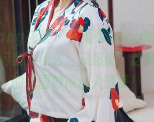 HuaYang花漾 – 小海臀Rena的黑色资源，别问我为什么，只想说，这美图带来的氛围妙得让人眩晕！