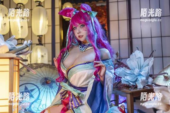 KANEKO_咔喵 来自KANEKO_咔喵的万圣节私房,图片中微妙的玩味让人意犹未尽