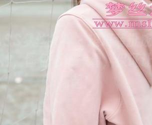 MSLASS梦丝女神 – 琪琪装扮成粉衣肉丝袜女神，图包值得一看，保证让你嘴角扬起！