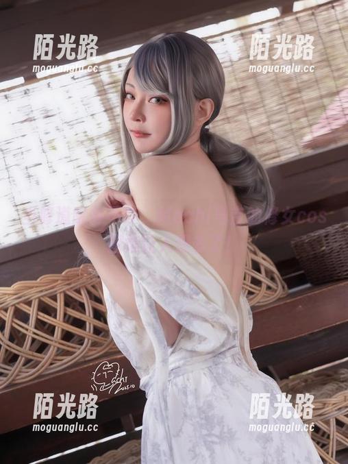 当修道院并不吵，Machi马吉的修女cos图集让人想多了！