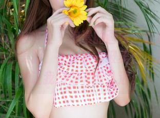 MiStar魅妍社 – 浪漫的画面：淼淼萌萌哒和她的美脚，补给新一波美图，居然悄悄让我想得有点儿远。