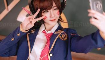 Sally Dorasnow的巧妙反转：原图里的Ruby女仆，比想象中更让人想聊聊～