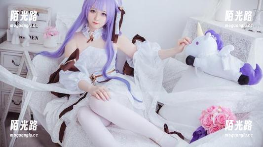 那份Sayako＿今年4岁的写真集，能代的原图让我嘴角不自觉上扬，难以释怀…