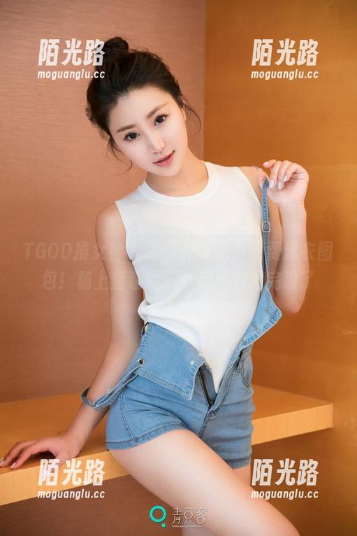 TGOD推女神 - 夏天的味道，免费泳衣图包！杨上萱让我们一起遐想没完没了