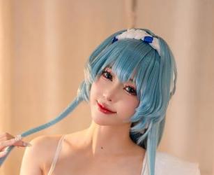 Tiny Asa的兔女郎作品，一点都不迷你，独特极了