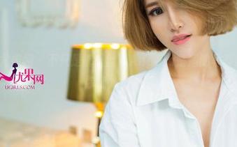 UGirls尤果网 – 不只是裤里丝，Angela楚楚的写真集精选让你意外不断！