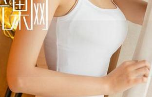 UGirls尤果网 – 新不新？张栩菲镂空作品集更新，又是让我瞠目结舌的那种！