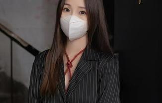 Xiuren秀人网 – 独特的双笙Alina——白色高清写真集，你敢不敢瞧一眼？