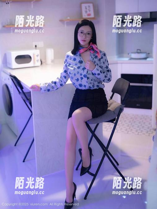 Xiuren秀人网 - 高清美图会议：今天的议题是糯美子Mini的诱惑美足！