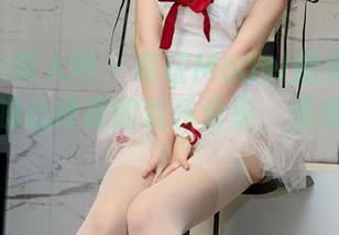 Xiuren秀人网 – 葛征Model的美脚图集：让你脚心痒痒的欢乐分享，滚来看看吧！