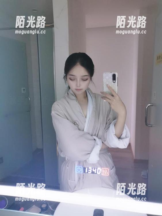 水手服不止一件，eloise软软的网盘合集让你挑花眼。