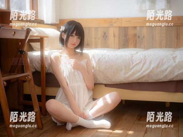 原图里没有套图，nagisa魔物喵的那点秘密就像藏着的巧克力