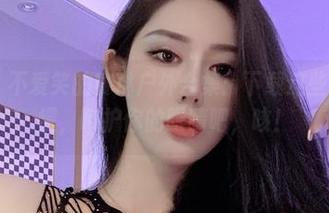微密圈 – 不爱笑的赛琳户外合集：下载这些别致小习惯，呵护你的眼睛吧，咳！