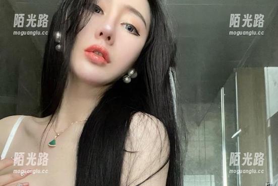 微密圈 - 不爱笑的赛琳的渔网大冒险：合集里的每一根线都有故事。