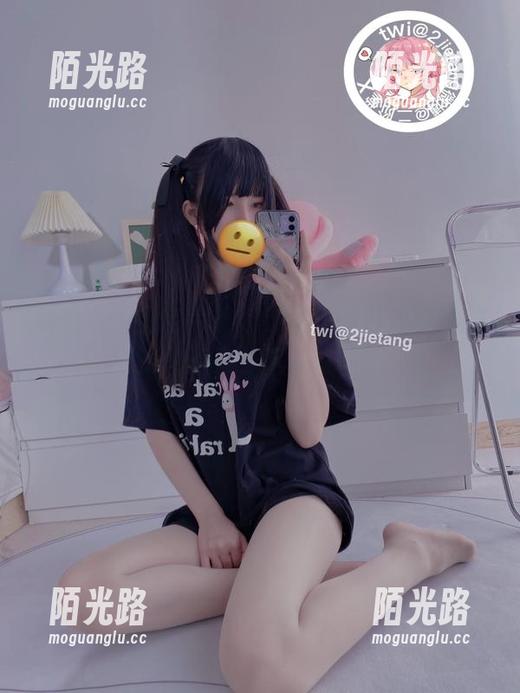 看着二阶堂宅绘子在创作，浴缸成了她的灵感源泉，是魔法吗？