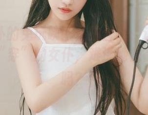 胶衣女仆的兔玩映画私拍合集：这是我见过最会“穿”的女仆，难道她是在找依恋吗？