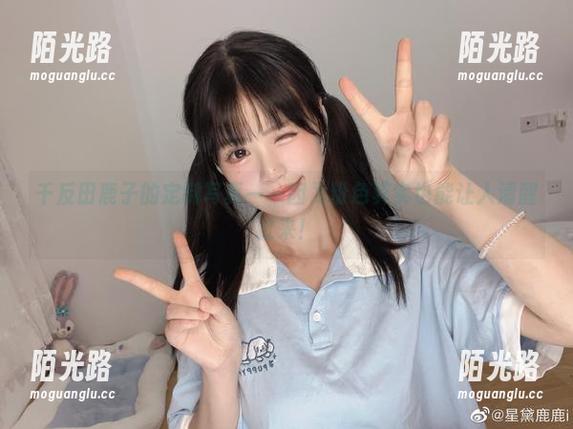 千反田鹿子的定制写真——因为粉色其实也能让人清醒过来！