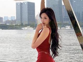 微密圈 – 周妍希的另类热辣，奔放合集敢来试试吗？