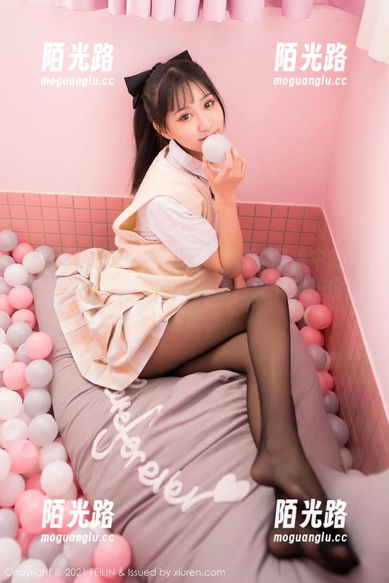 嗲囡囡 - 在娜依灵儿的居家作品集中找到灵感了！虽说动力还没来，先下载一份留着吧。