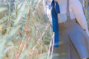 塔塔_Lo1iTa勇敢尝试和服，图库里的每一张图都像是在打趣自己。