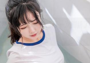 全套水手服登场，奇行家狗崽再一次刷新了我对服装的认知
