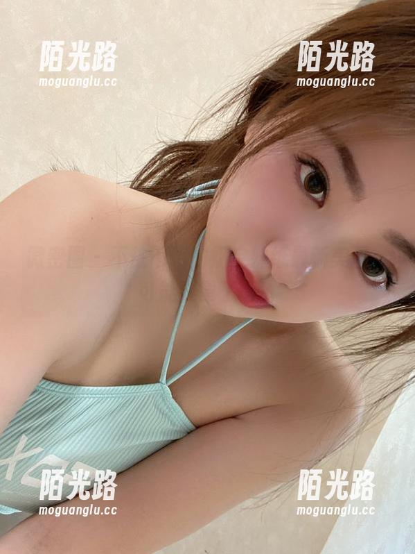 微密圈 - 不依不饶的奶宝妹纸最新美图，可能要晕了啊！