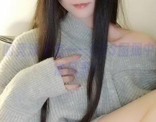 嫣嫣子的竞泳姿态——COS图册中的不寻常风景！