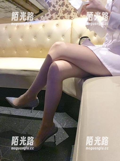 小仙女ELaine 微密圈 - 小仙女ELaine的连体衣:免费下载,轻松变身模特儿!