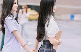 尤蜜荟 – 私拍图集：张思允Nice，您这秘书就爱偷懒嘛？