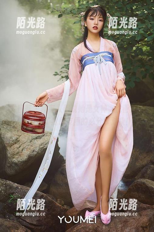 尤蜜荟 - 所有人都说她是女神，沈善熙的美图成了我朋友圈的必分享对象！