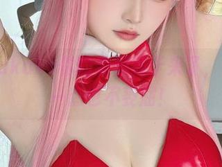 屿鱼yukako你的美脚终于来了，作品集一点也不委屈！