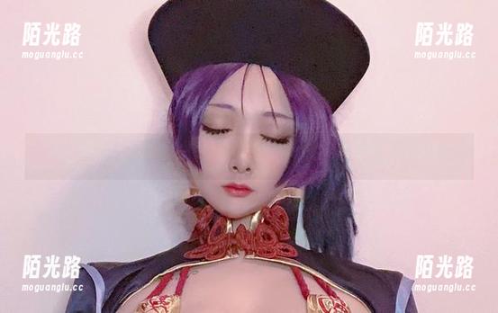 念念_D 看的时候,念念_D的肉丝全套总在不经意间挑逗着我的视线。