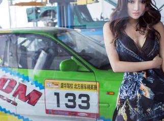 推女郎 – 老实说，Lina的每一份私房自拍图集都在试探我的心理极限。