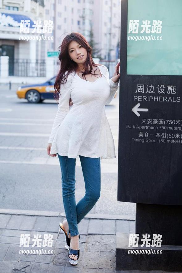推女郎 - 李丽莎的旗袍图集更新，就像老电影里的场景，偷偷让人怀念