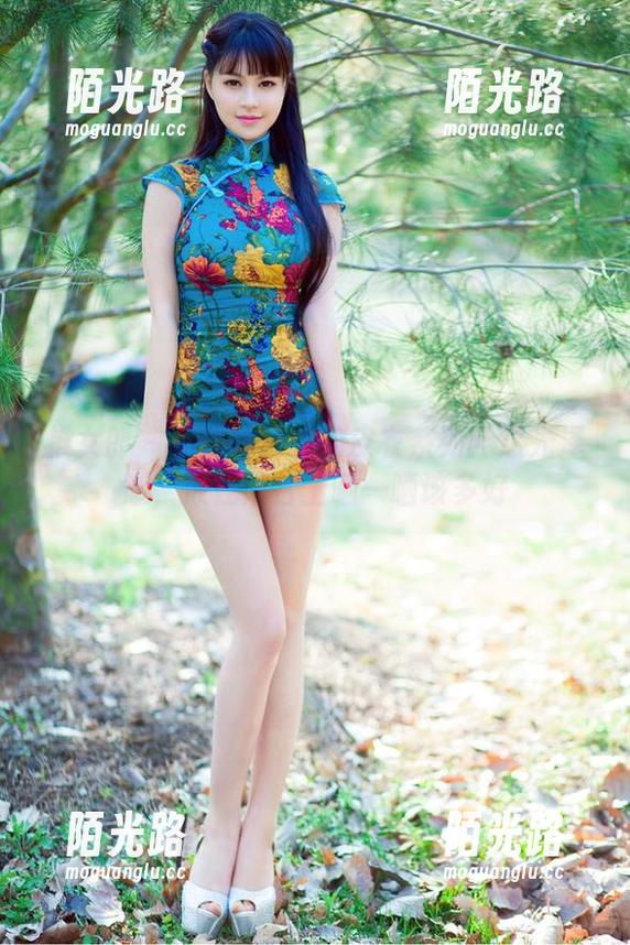 推女郎 - 精选林萌萌的皮衣系列：这光泽感，放在阳台上晒一晒该多好