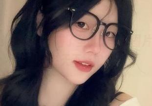 流量密码！是一只废喵了圣诞比基尼图片分享，谁说冬天不能浪？