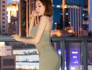 微密圈 – 和服又来！果儿Victoria的原图分享，免费领取，落在那流畅的线条上，让人忍不住再多停留几秒。