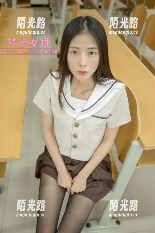 梦丝女神 - 原图见证刘诺的泳衣成就，壁纸已锁定！又让我羡慕了。