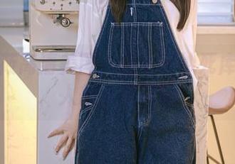 樱井小莜高清美图：这个网纱死库水真让人想多看几眼