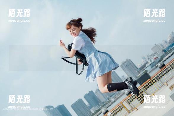 波萝社 - 再来一波夏美酱的新作品，网袜加上她的气质，完美得让我意外。