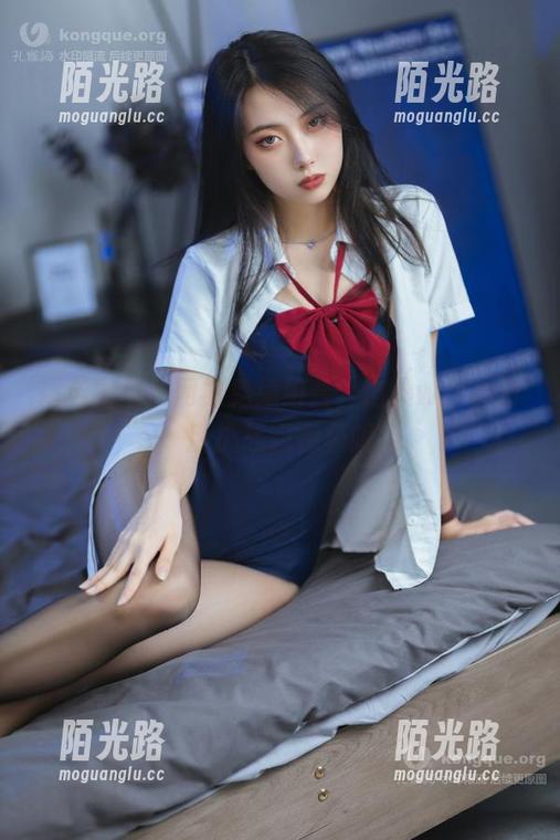 洛桑w伊梓 精选图片:网袜兔兔组合,洛桑w伊梓再度挑战道德极限