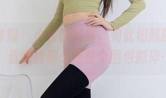物恋传媒 – 小谷的写真，如此细腻的灰丝，看完我都想把整个图包撕碎…