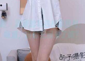 甜予摄影 – 澜澜的私拍校服图包：熟悉的味道，旧时光回来了嘛？