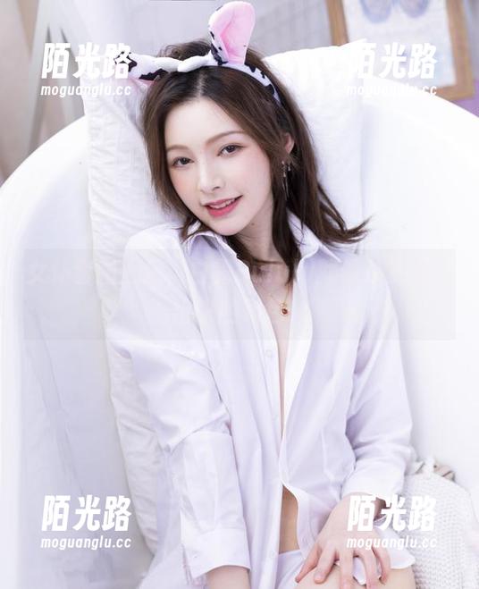 女仆套图上线，白露Bululu就像从梦里走出来的角色…