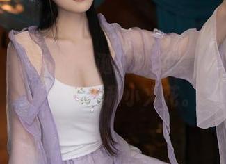 秀人网 – 南乔的圣诞福利图集，顺便附送我的羡慕和小火花。