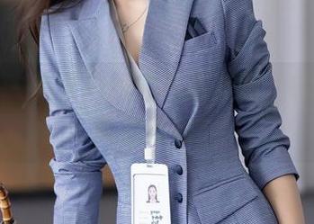 秀人网 – 奈奈Fox的和服美图，转身为谁而惹草动？
