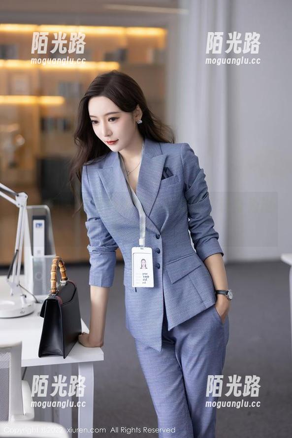 秀人网 - 奈奈Fox的和服美图，转身为谁而惹草动？