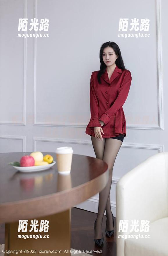 秀人网 - 娜娜子呀在运动中竟然如此撩人，网盘里的写真不忍直视！